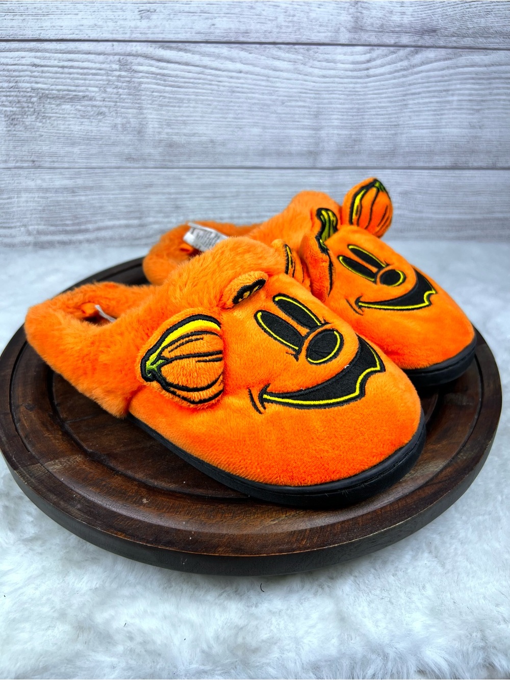 Disney Parks Mickey Mouse Pumpkin Halloween Plush Slippers Disneyland Size W7 M5